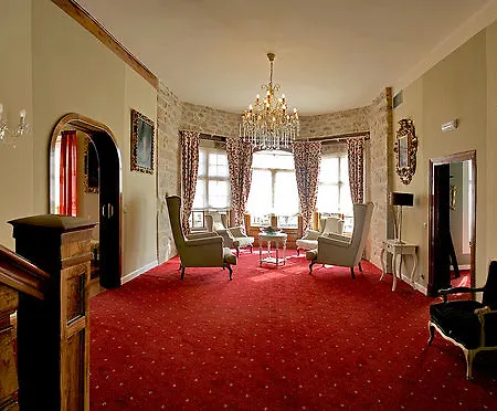 Casón De La Marquesa Hotel